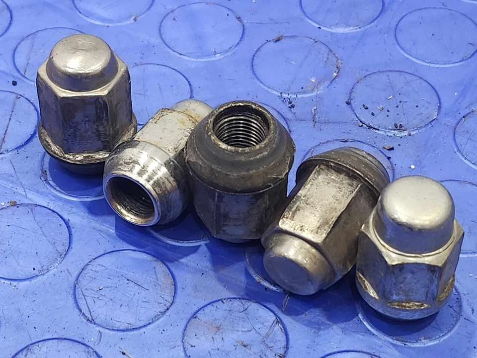 1980-1996 Ford F-150 Alloy Wheel Lug Nuts 5 Pcs Genuine OEM E8LY-1012-A - Image 3 of 3