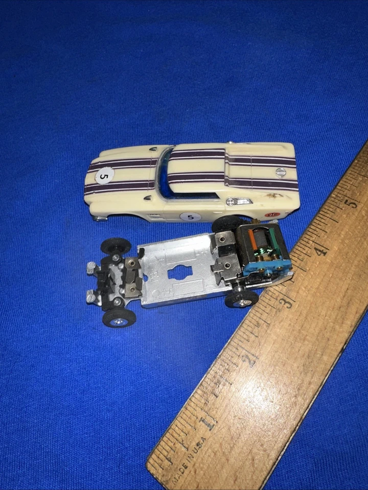 De colección Motorizado Diecast Ford Allegro Ideal Mini Motorific 1969 Hong Kong Foto 4 de 4