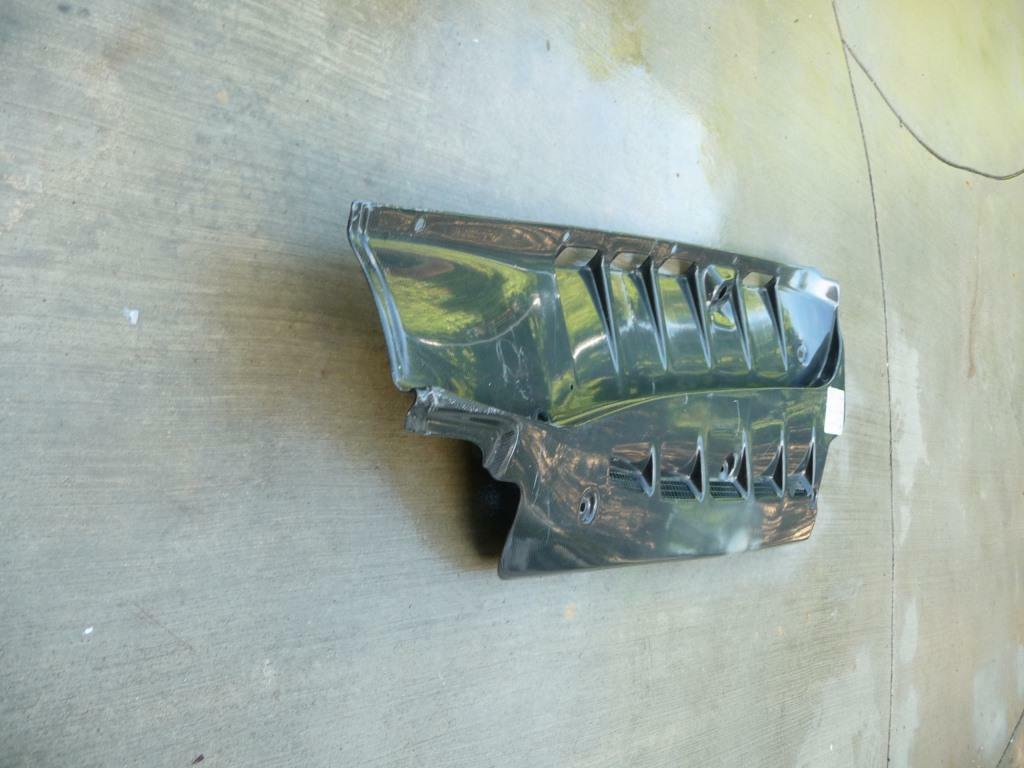 2008-2009 Ferrari F430 Scuderia Front Panel Left Carbon Fiber 81266400 OEM OE