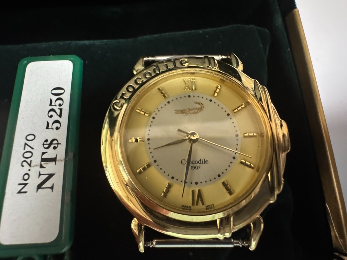 COCCO－CROCO腕時計　レトロ Vintage Crocodile Watch Gold Tone NO BAND STRAP with Gift