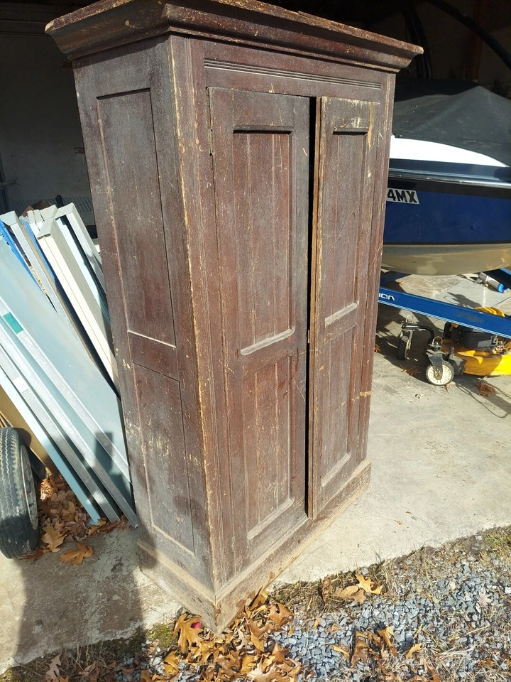 Антикварный дубовый гардероб из Восточного Теннесси - Изображение 3 из 4