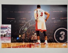 Dwyane Wade Rookie Cards and Autograph Memorabilia Buying Guide 44
