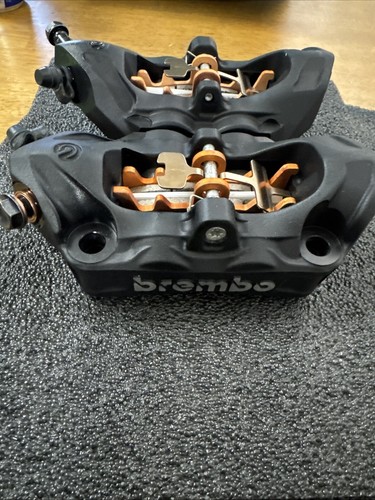 Brembo Style Front Brake Caliper Insert Decals For Harley - USA Made, Gloss Black #067