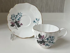 VNTG  1960’s Crown Mark bone china floral Tea cup & saucer Set  England PreOwned