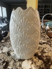 Vtg Lenox jacquard vase, gold rim, scalloped edges USA Made Seashell Embossed