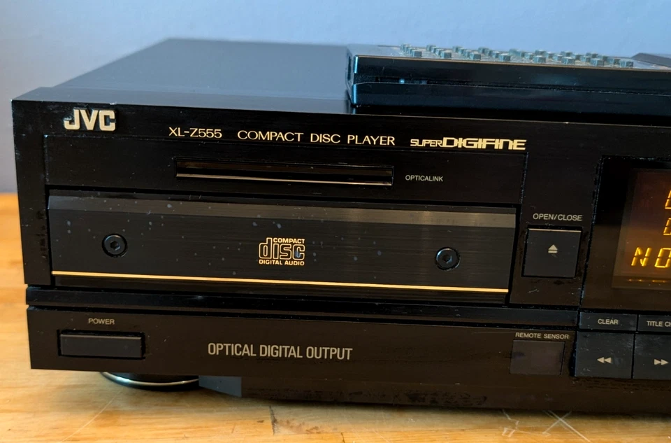 JVC XL-Z555 SuperDIGIFINE CD Player High End Audiophile Sound Function + Remote - Image 4 of 4
