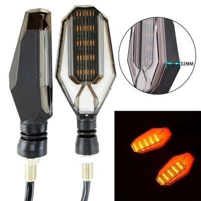 Clignotants LED Ambre pour Moto Arri��re ABS Construction Alimentation 12V - Photo 1/4
