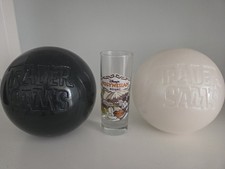 Trader Sams Pearl and Polynesian Resort Glass