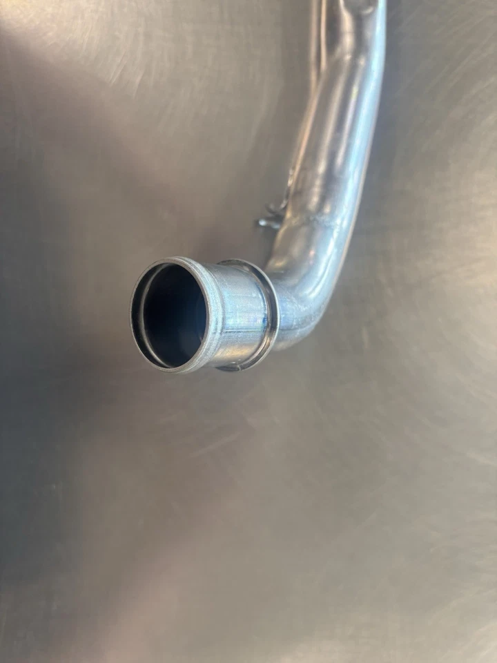 ENGINE THERMOSTAT HOUSING PIPE 12669654 - Image 3 of 4