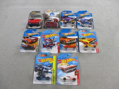 HOT WHEELS Assorted Lot of 10 Assorted Mixed Random Muscle Mania Mopar 007 New