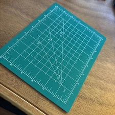 😎Cutting Mats/Green Boards NEW $1