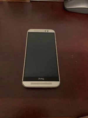 HTC One M9 - 32GB - Gold on Silver (Verizon) Smartphone - Image 1 of 2