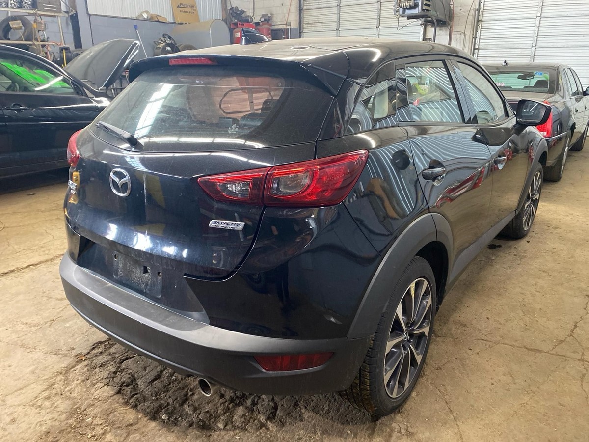 Used Rear Bumper Assembly Rear fits: 2019 Mazda CX-3 Rear Grade C
