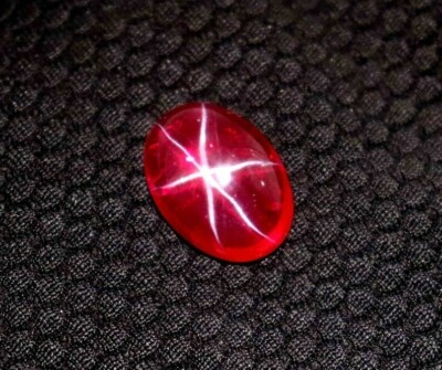 Natural 6 Rays 10.00 Ct Oval Cabochon Red Star Ruby Loose Gemstone