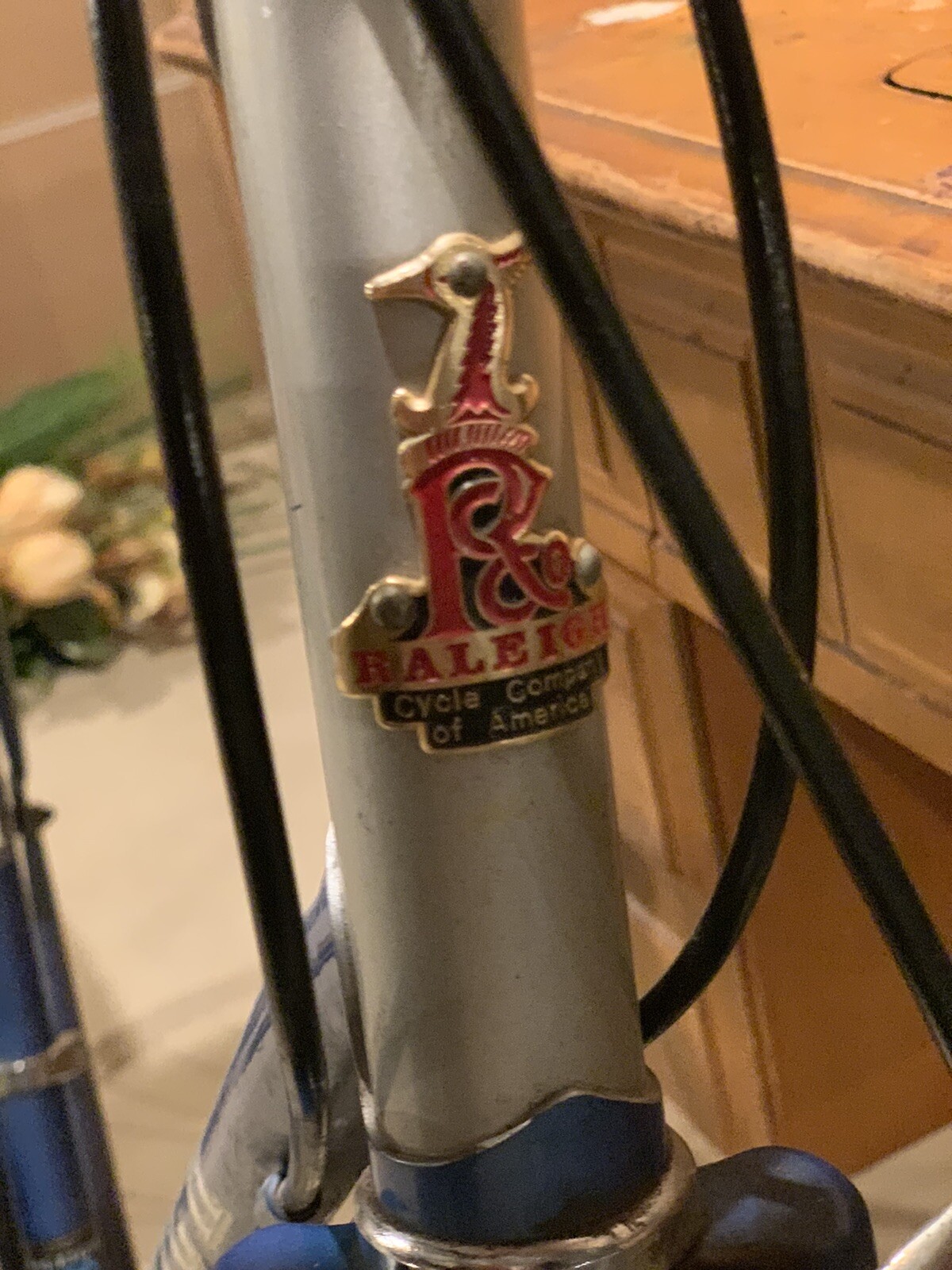 VINTAGE RALIEGH Speed Road Bike