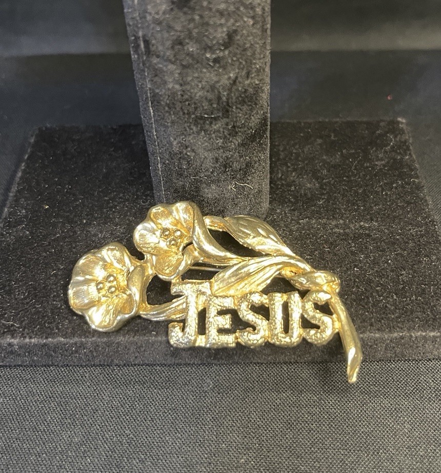 Vintage Gold Tone Metal Brooch Jesus Floral 2.5"