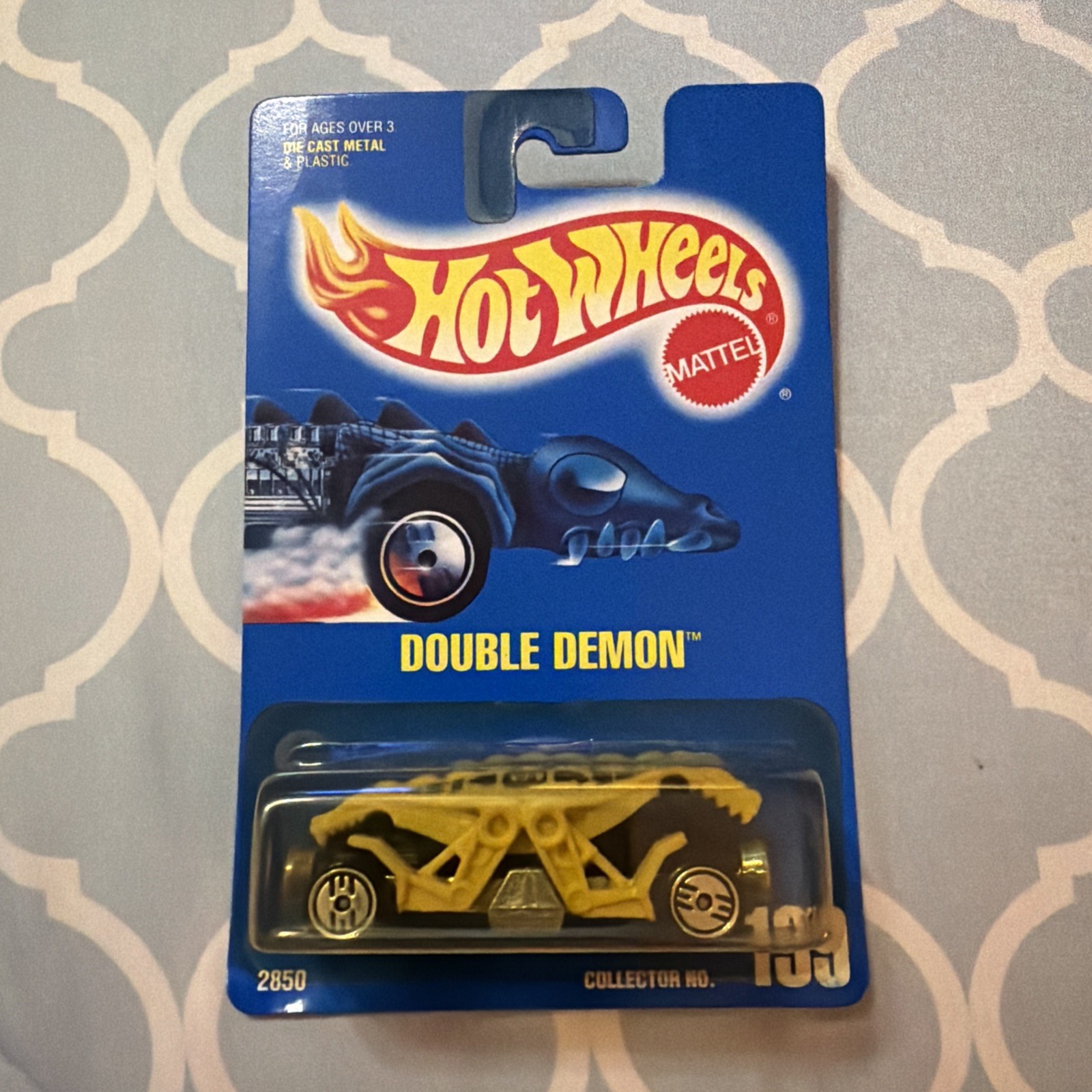 Hot Wheels HW #199 yellow DOUBLE DEMON sealed