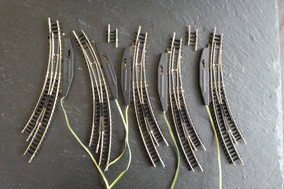 3x MINITRIX Bogenweiche 14966 und 2x 14967 elektrisch