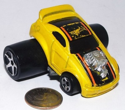 Nice Small Hot Wheels Die Cast 2004 Ford Mustang Dragster in Yellow / Black trim