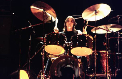 Drummer Phil Rudd of AC/DC performs a gig in Hollywood 1977 OLD MUSIC PHOTO