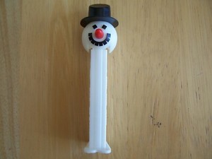 Frosty the Snowman - Pez Dispenser