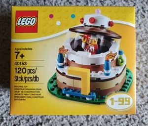 lego birthday table decoration