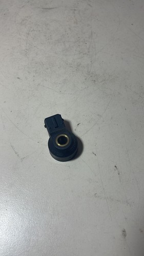 Klopfsensor VW polo 6N 1998 030905377A 0261231045