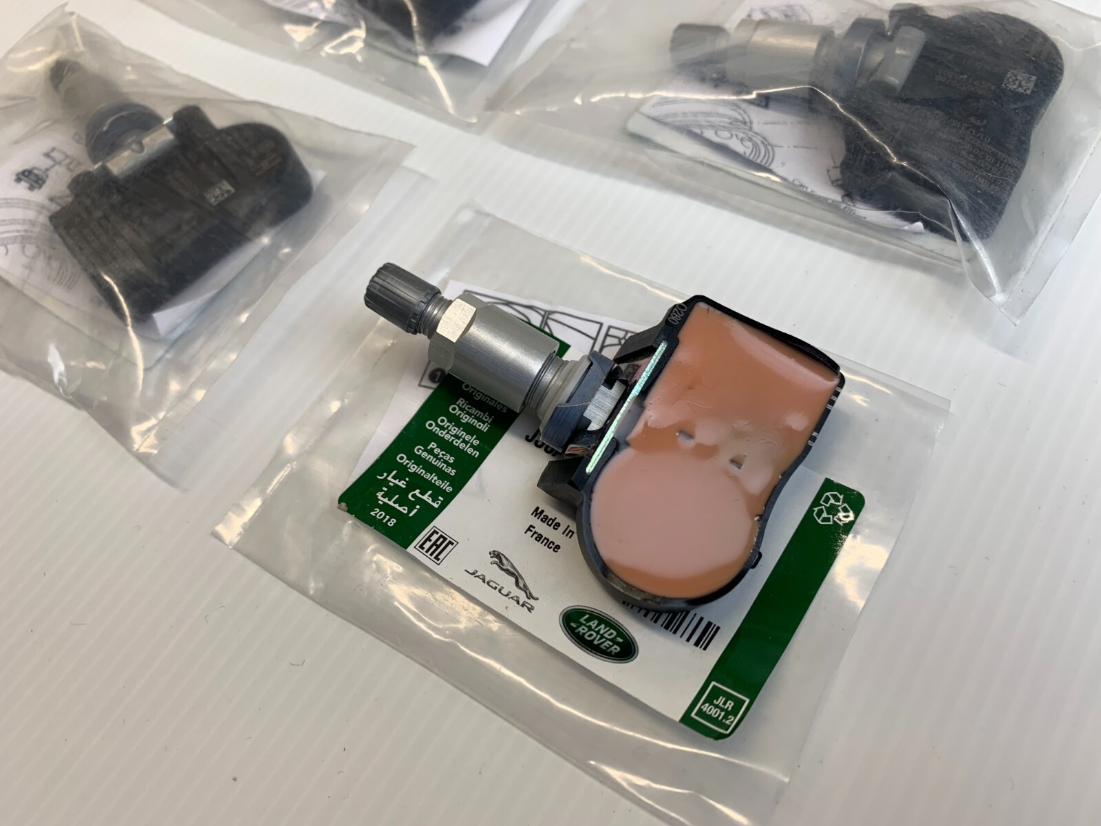 4GENUINE LAND ROVER RANGE ROVER SPORT VELAR DEFENDER EVOQUE TYRE