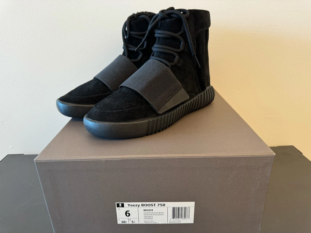 adidas gazelle silver green womens adidas Yeezy Boost 750 Triple Black main image 1