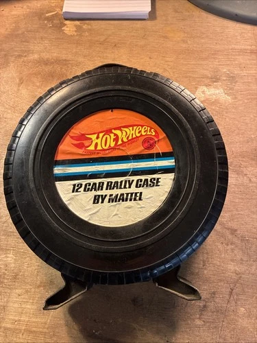 Hotwheels Vintage 12 Car Carry Rally Case By Mattel With Cars Look