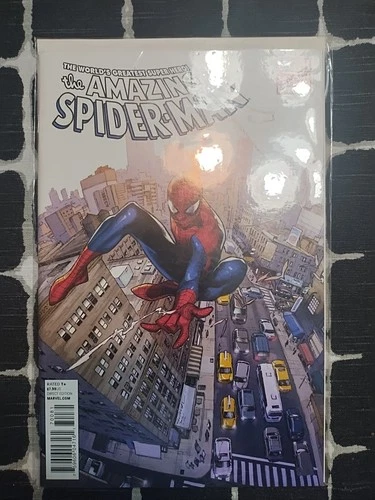 The Amazing Spider-Man #700 Variant Edition-Olivier Coipel Cover (Marvel Comics