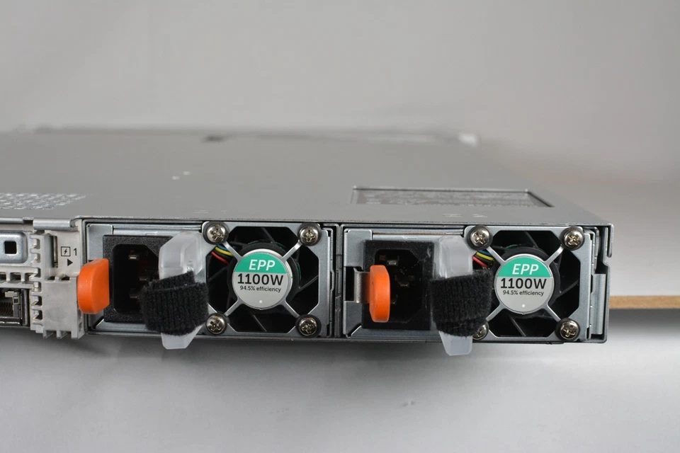 DELL PowerEdge R640 10Bay 2xGOLD 6248 2.50GHz 40c 512GB 4xNVME H730 - Image 4 of 4