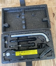 Volkswagon Eos Car Jack And Accesories