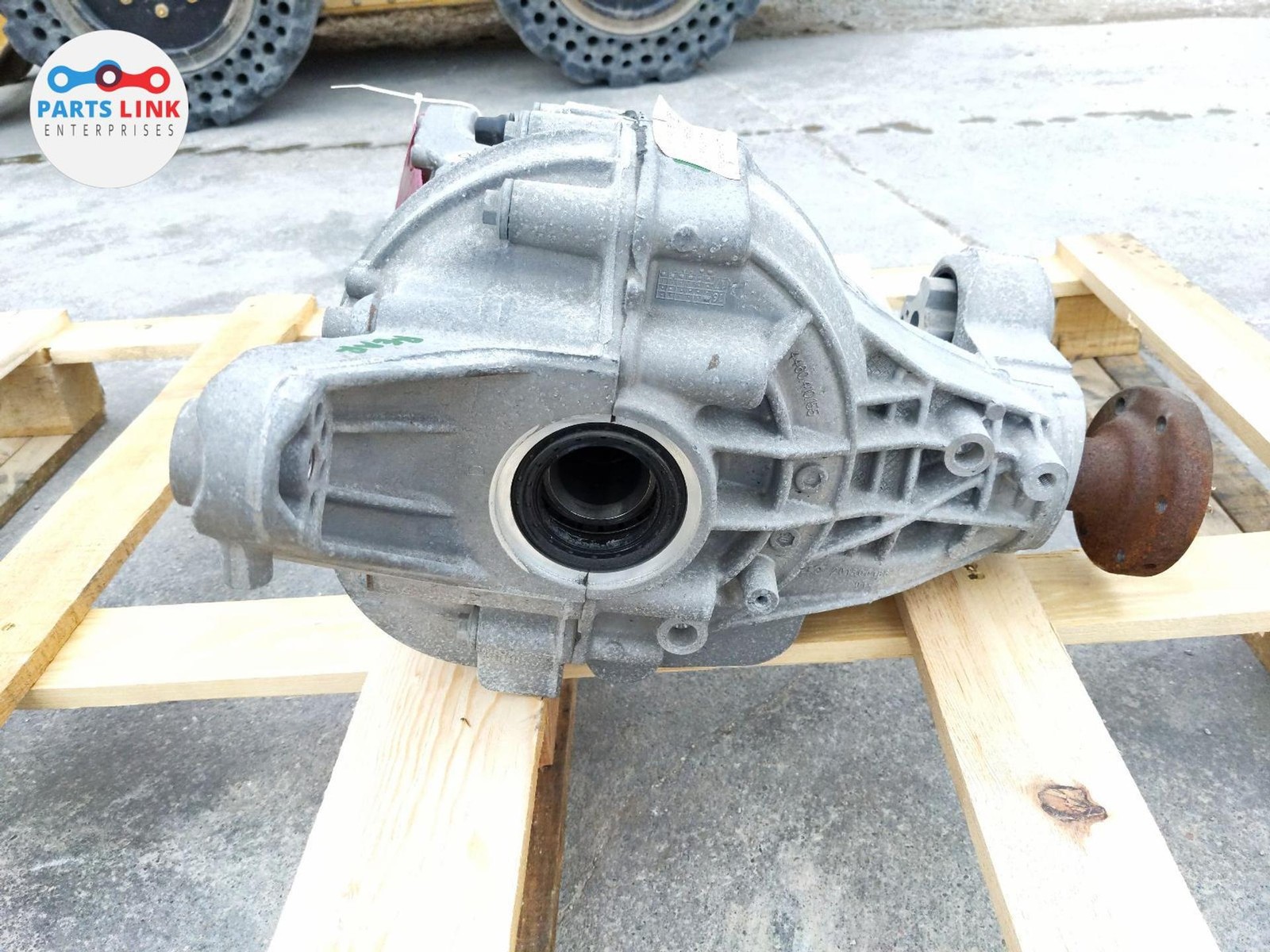 Bentley Bentayga 2016-2020 Rear Left Differential