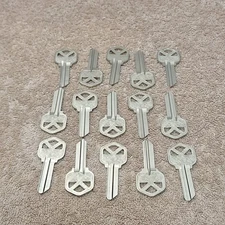 1176 Ilco Look Alike 1063kw Key Blanks Lot Of 15 NOS  Locksmith Vintage 