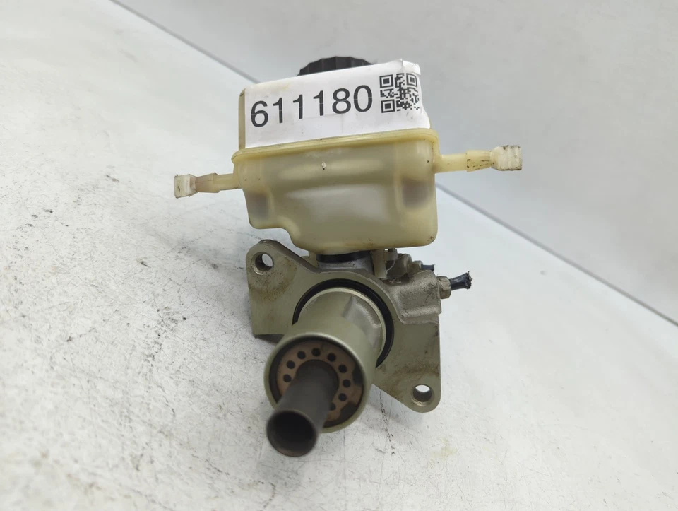 Cilindro maestro de freno BMW 330i 2006-2006 BN29J Foto 3 de 4