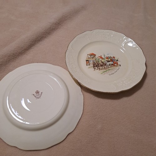 CCB Imperial Crown Ivory Stone Dishes - Picture 4 of 5