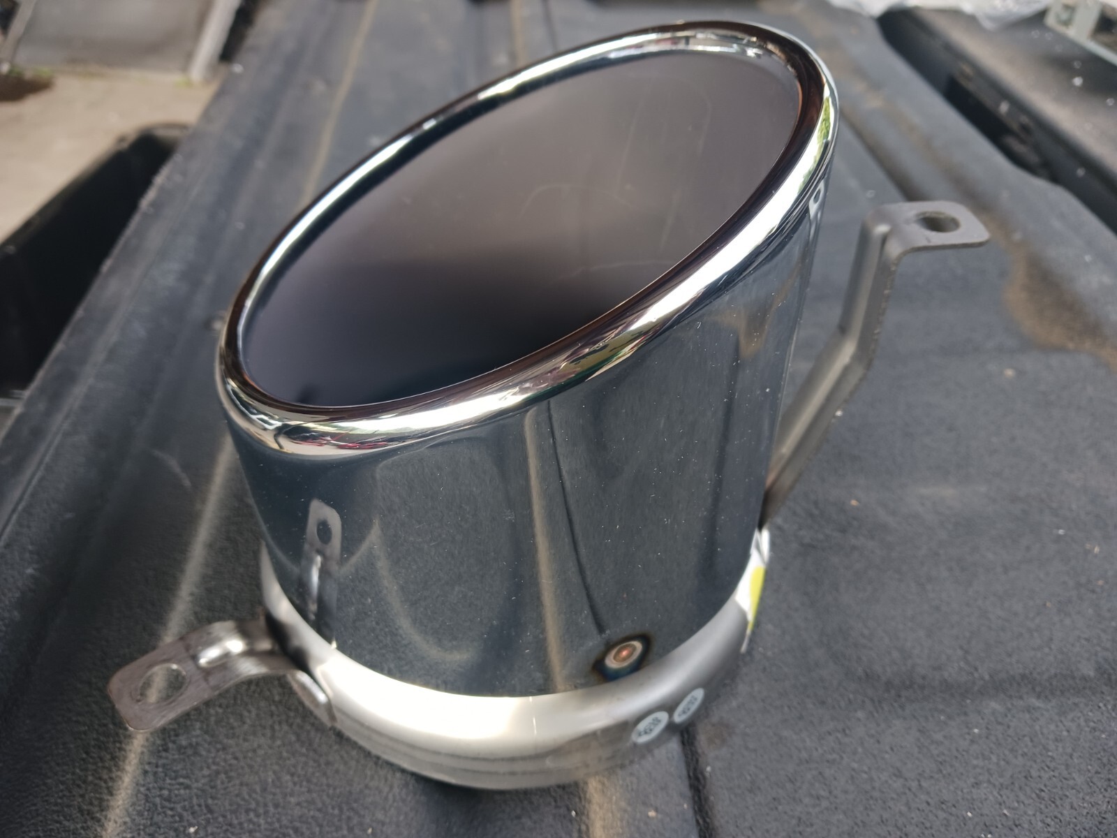 Audi R8 Right Chrome Exhaust Tail Pipe Tip 420 251 238G  420251238G 420251238