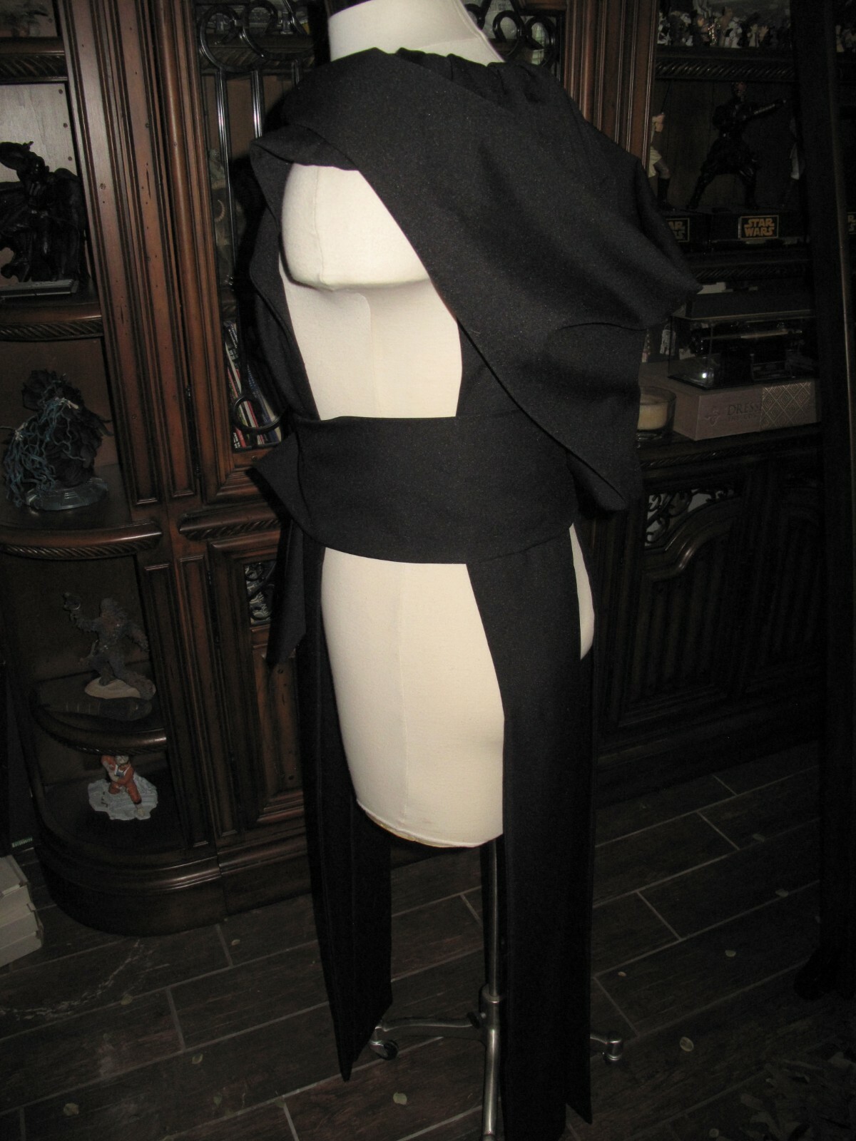 Picture 2 of 6