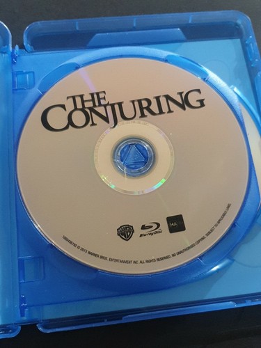 THE CONJURING - 2013 MA15+ BLU-RAY + DVD HORROR MOVIE - Picture 2 of 4