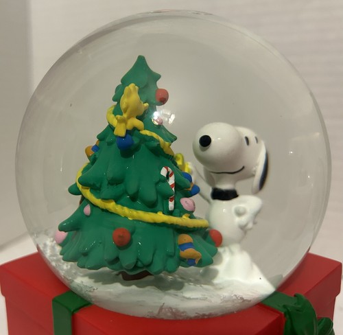 Arachidi Musicale Globo di Neve Snoopy & Woodstock Decora Albero "Jingle Bells" 5,5" - Foto 14 di 20