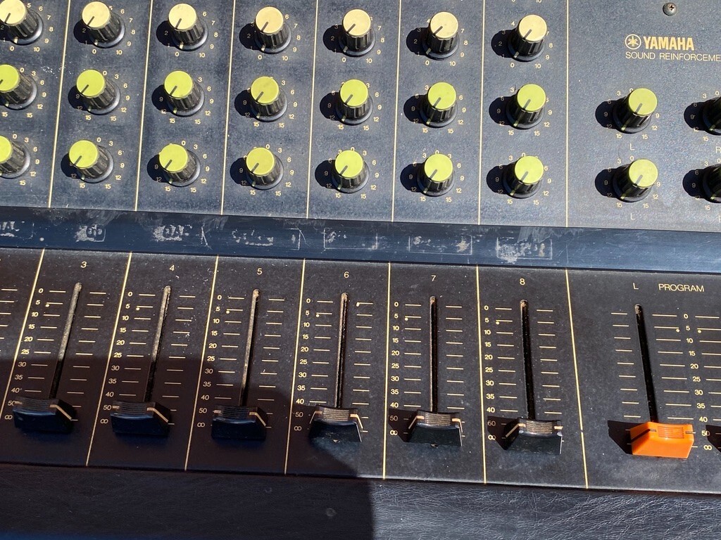 YAMAHA PM-430 ヤマハ アナログ ハードケース ミキサー Vintage Yamaha PM-430 8 Channel Analog Console Mixer in Suitcase