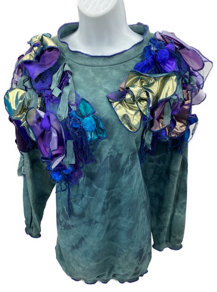 One Size Sue Blue Retro 80s 90s T Shirt Ribbon Lace Vtg USA Punk Pullover Top - Image 2 of 4