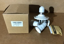 DiCUNO 3 in 1 E26 Light Socket Splitter Adapter, Standard Base LED Bulb White 