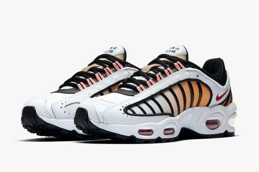 38 EU CJ7976 100 Nike Air Max Tailwind 4 dégradés chaussures pour femmes... - Photo 1/4