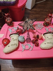Silver Capiz Star Christmas Tree also 21 Plus Ornaments As Shown In The Pictures