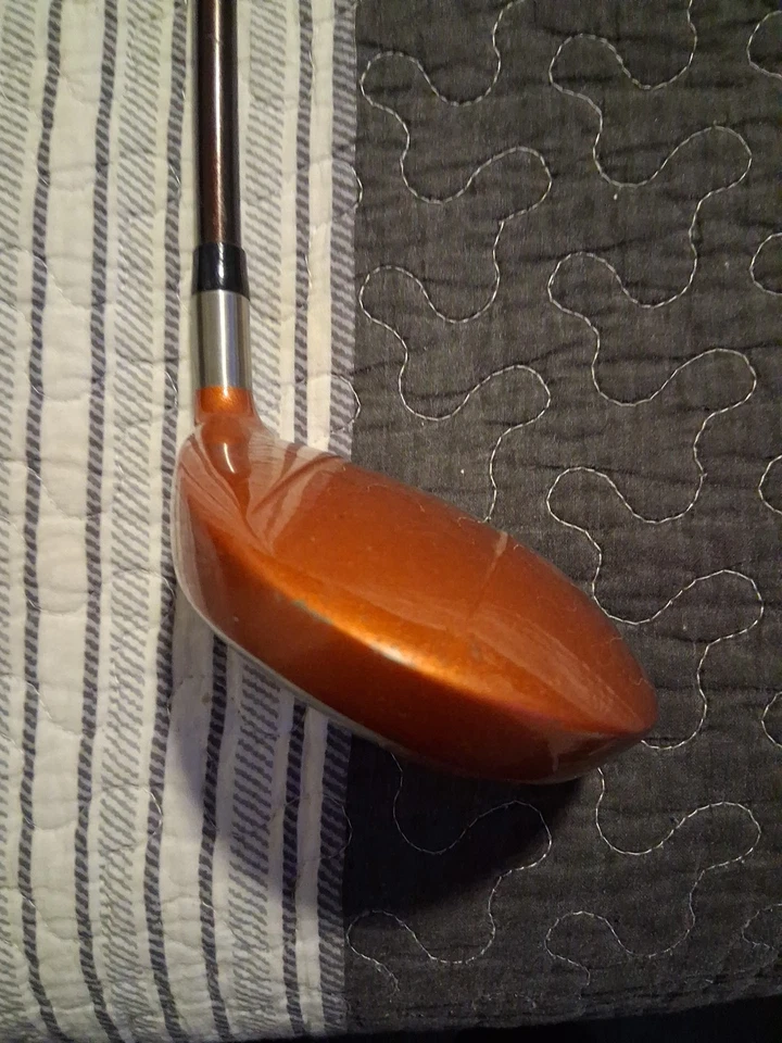 Taylor Made Firesole S90 Titanium 9.5 Bubble RH - Image 2 of 4