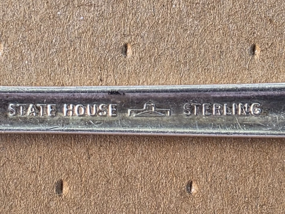 Cubiertos de plata de ley "majestuosos" State House 9 piezas 3 tenedores 5 cucharas 1 cuchillo Foto 2 de 4