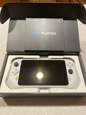 Logitech G Cloud Gaming Handheld 7インチ Amazon.com: Logitech G Cloud Gaming Handheld + Official Carrying