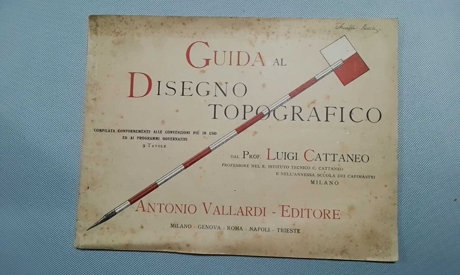Foto 1 di 4
